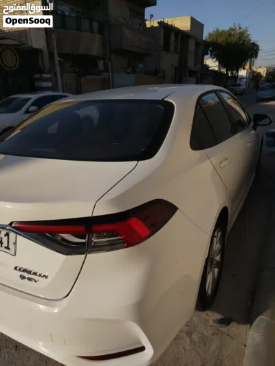 تۆیۆتا کۆرۆلا هایبرید 4