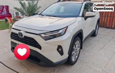 Toyota RAV 4 XLE 4
