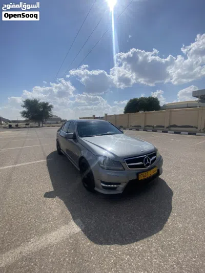 مرسيدس بنز الفئة-C C 300 2