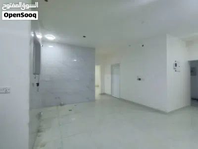شقه في الساعي للايجار نظيفه وجديده ب700 3