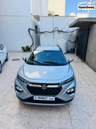 Suzuki Fronx Standard 4