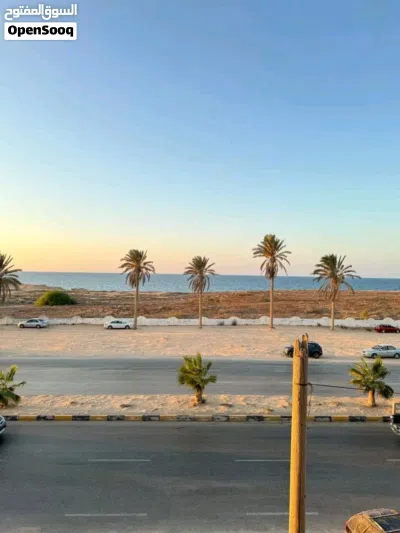 مبنى تجاري ع الرئيسي ف تاجوراء طريق الشط بالقرب من منارة تاجوراء ومصحة الاخوه 2