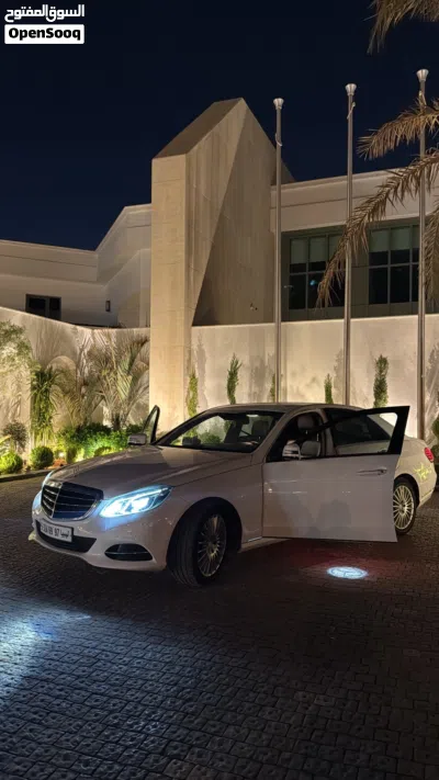 مرسيدس بنز الفئة-E E 300 2