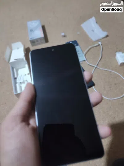 هاتفtecno pova 7 4g بحالة الوكالة للبيع،الجهاز بحالة ممتازة ولا غلطة ما في مشاكل مع جميع اغراضه 3