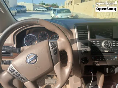 Nissan Armada Platinum 4
