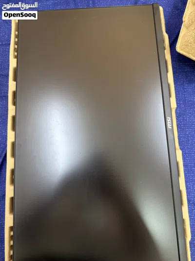 شاشه msi للبيع ( السعر قابل للتفاوض و التوصيل علينا ) مع الكرتون مالها 4