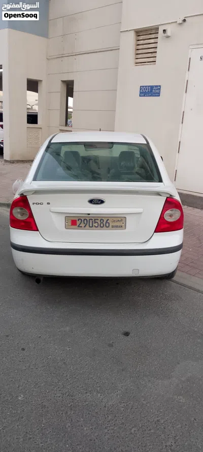 فورد فوكس Standard 2