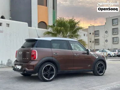 MINI Countryman Cooper S 4