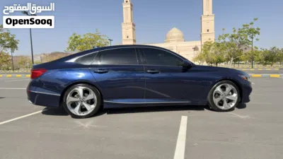 هوندا اكورد Touring 3