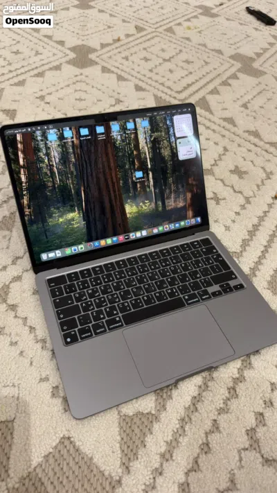 للبيع: MacBook Air M2 2022 4