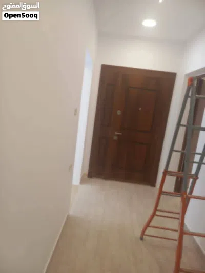 الوسيط لدينا صالة الايجار تجاريه جديدة شارع فرعي زناته الجديدة اقرا تحت كويس 4