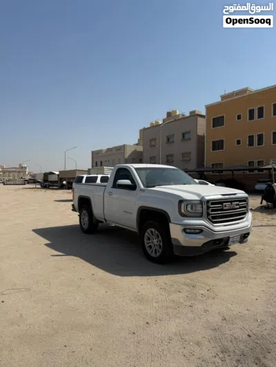 GMC Sierra 1500 SLE 2