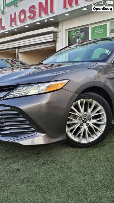 Toyota Camry XLE 2