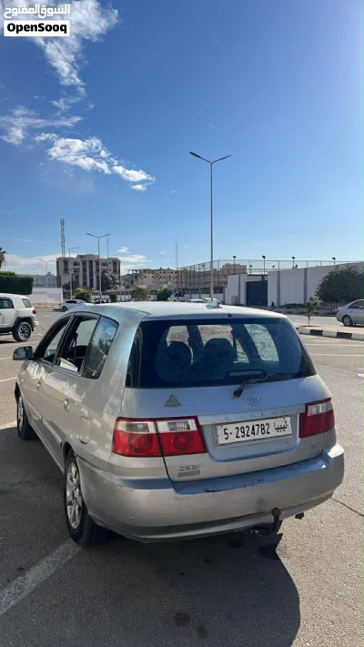 كيا كارينز Luxury 4