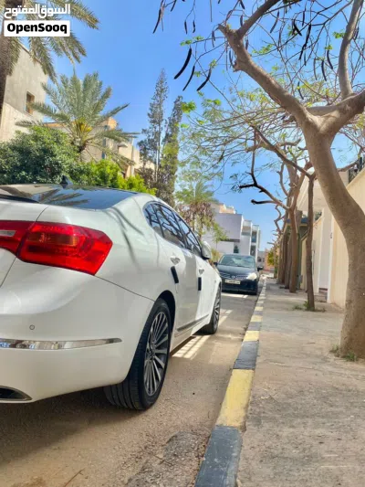 Kia Cadenza Limited 3