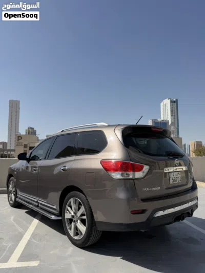 نيسان باثفايندر SV 3