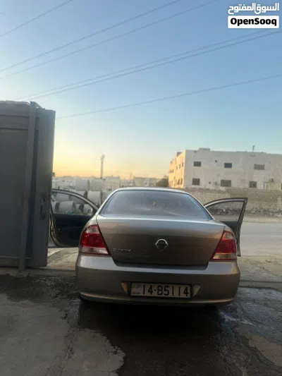 نيسان صني Standard 4