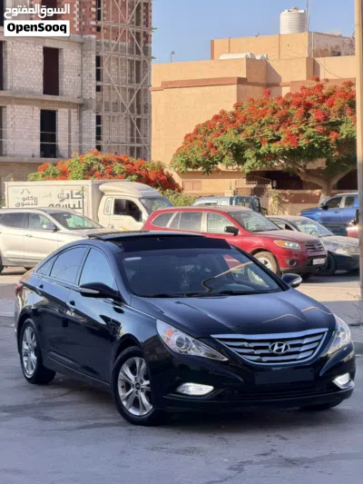 Hyundai Sonata Limited 3
