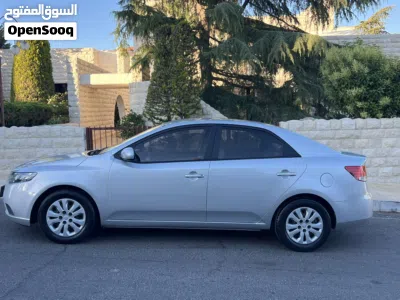 Kia Cerato EX 2