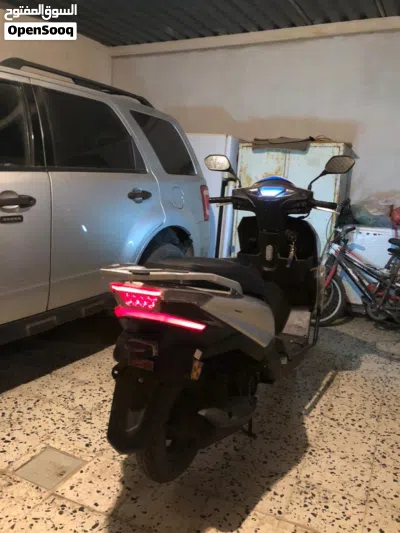Honda PCX150 4
