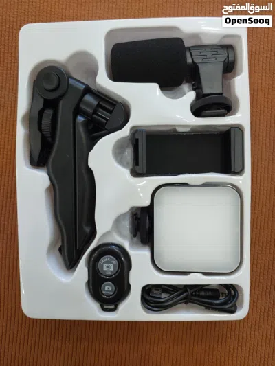 Professional mobile Stand with High-Quality Mic, Stand, and Lighting 3