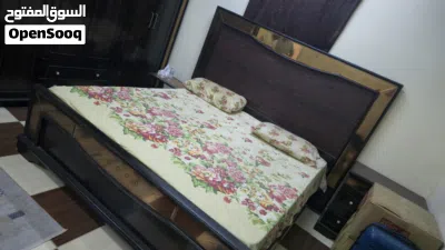1 Double Bed, 1 Closet, Dreasing Table ,Majlis. 4