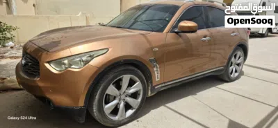 إنفينيتي FX50 Sport 3