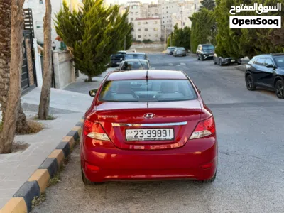 Hyundai Accent Standard 4