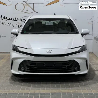 تويوتا كامري E 2