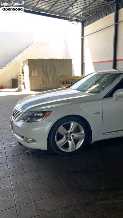 Lexus LS LS 460 3