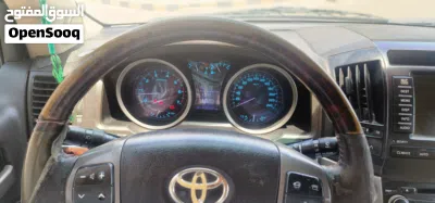 Toyota Land Cruiser VXR 2
