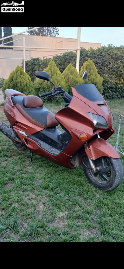 Honda Forza 2