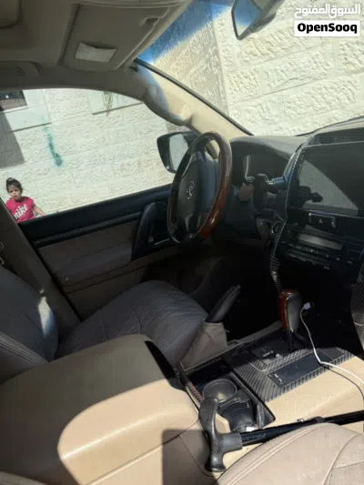 Toyota Land Cruiser GXR 3