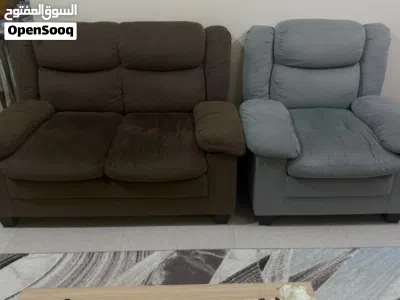 طقم كنب للبيع بحاله ممتازه 4