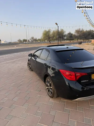 Toyota Corolla SE 4