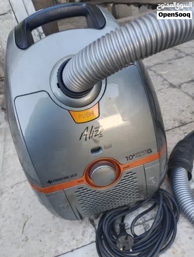 مكنسة كهربائية وكااااالة نظيفة ومرتبة وقوية جدا 3