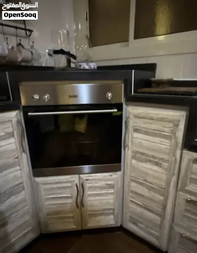 مطبخ نظيف بحالة جيدة . 2