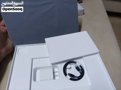 ipad pro 13-inch M4 Wi-Fi + Cellular 2