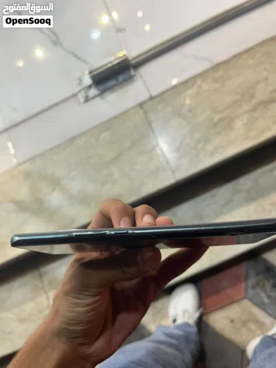 جهاز بي كسر ويتصلح وجدا جهاز حلو ما بي ما معلك او شي ثاني وبي مجال ب سعر 3