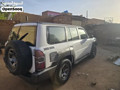 نيسان باترول LE 2