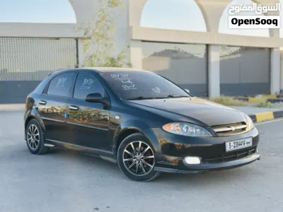 Chevrolet Optra LS 4