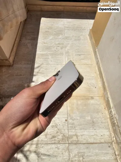 ايفون 13برو الله يبارك عيب واحد لا المكان السراج 3