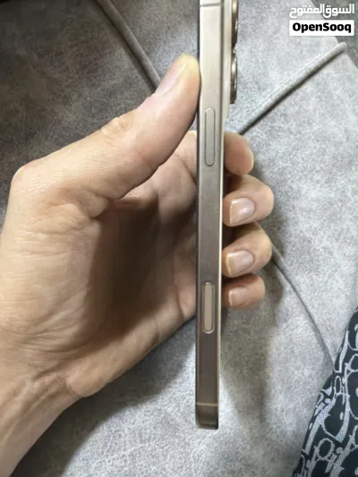 آيفون 16 برو ماكس أمريكي eSIM استعمال سنه بحاله كثير ممتازه شبه جديد بطاريه 91 يوجد وصله الاصليه 2