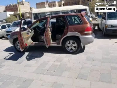 Hyundai Santa Fe GLS 4