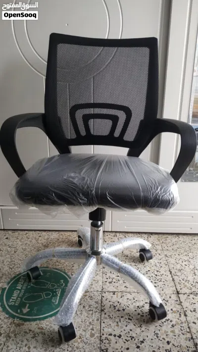 office & study chair also you can do gaming كرسي مكتب وكرسي دراسة جديدين أيضًا يمكنك ممارسة الألعاب 4