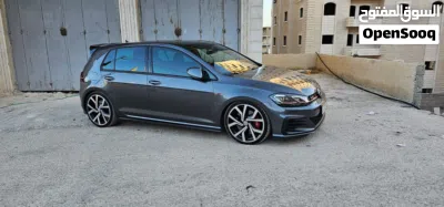 فولكسفاغن جولف GTI Standard 3