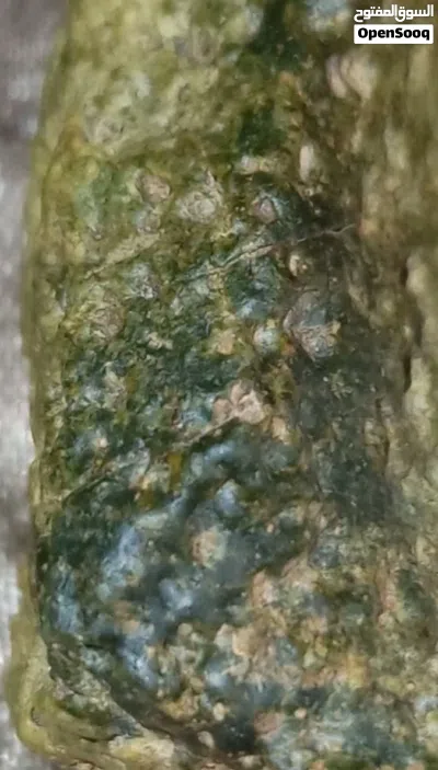حجر المولدافيت النادر...rare moldavite stone 4