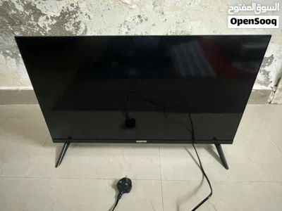 Geepas 32 inch smart TV 2