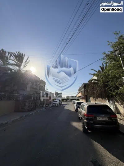 دار سكني ركن عبارة عن قطعة ارض/العباسية 2