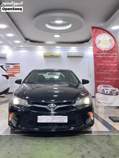 Toyota Camry SE 3